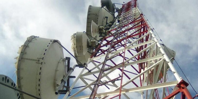 Casetel plantea revisión de tarifas en servicios de telecomunicaciones y ajustarse «a la realidad del país», también deberían revisar los sueldos y salarios