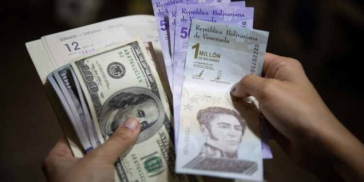 dolares-bolivares-economia-venezuela-1-750x375