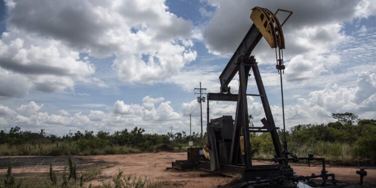 pdvsa-cierra-otro-campo-petrolero-en-la-faja-del-orinoco_primerinforme-750x375