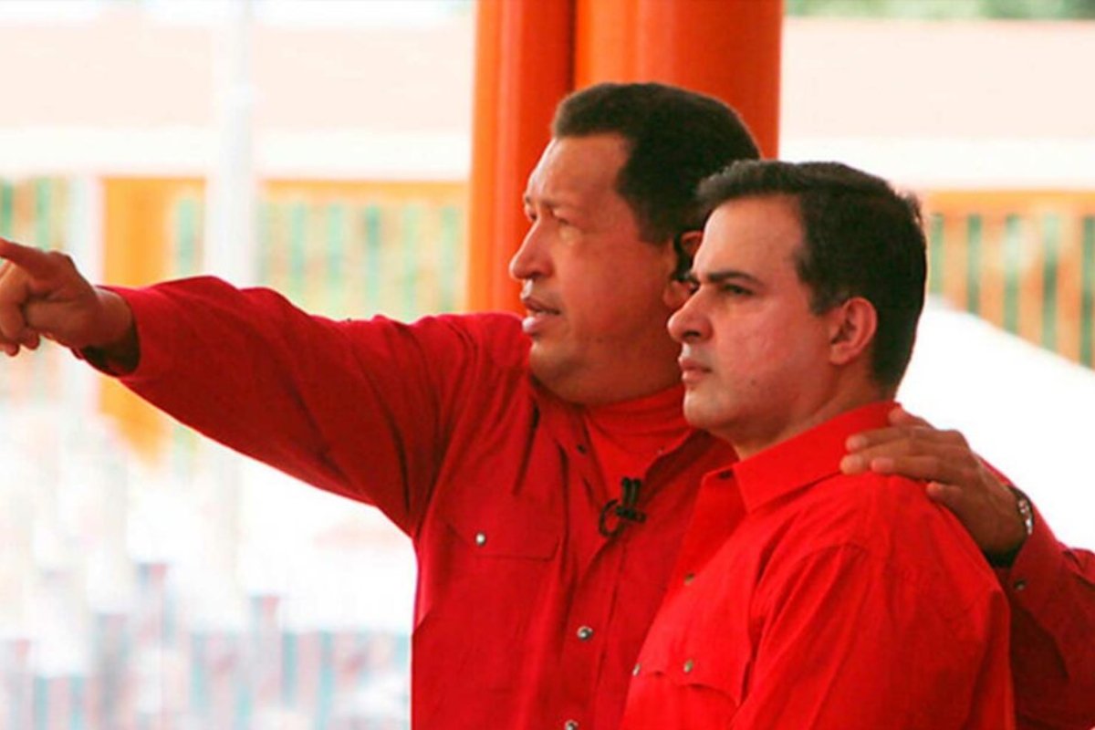 tarek-william-saab-hugo-chavez-1