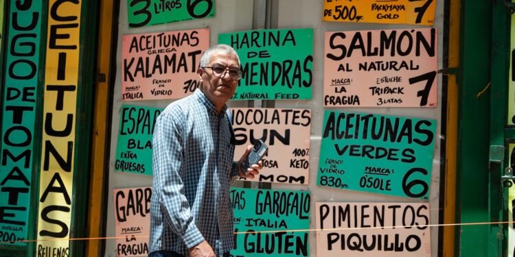 El FMI prevé alta inflación en Venezuela pese a moderación en proyecciones