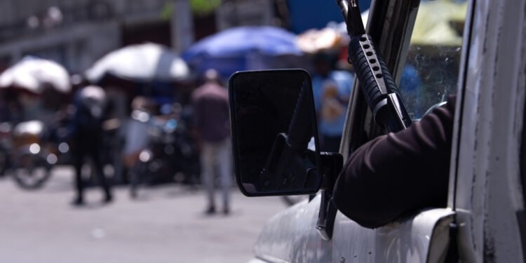 Haiti-policias-750x375
