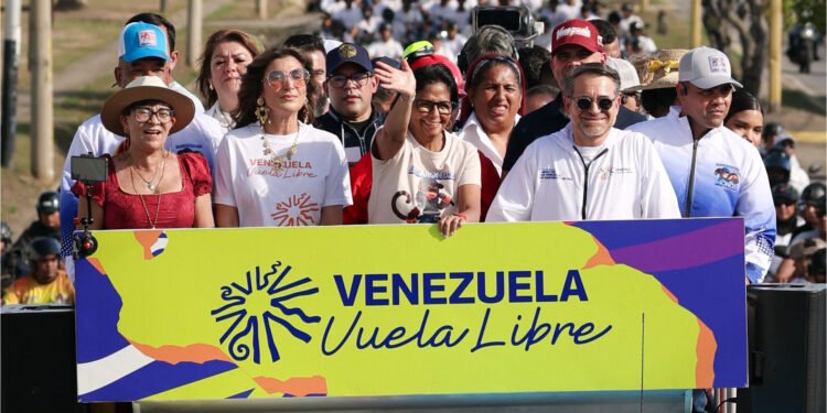 gira-de-delcy-rodriguez-en-carabobo-cortesia-59986-750x375