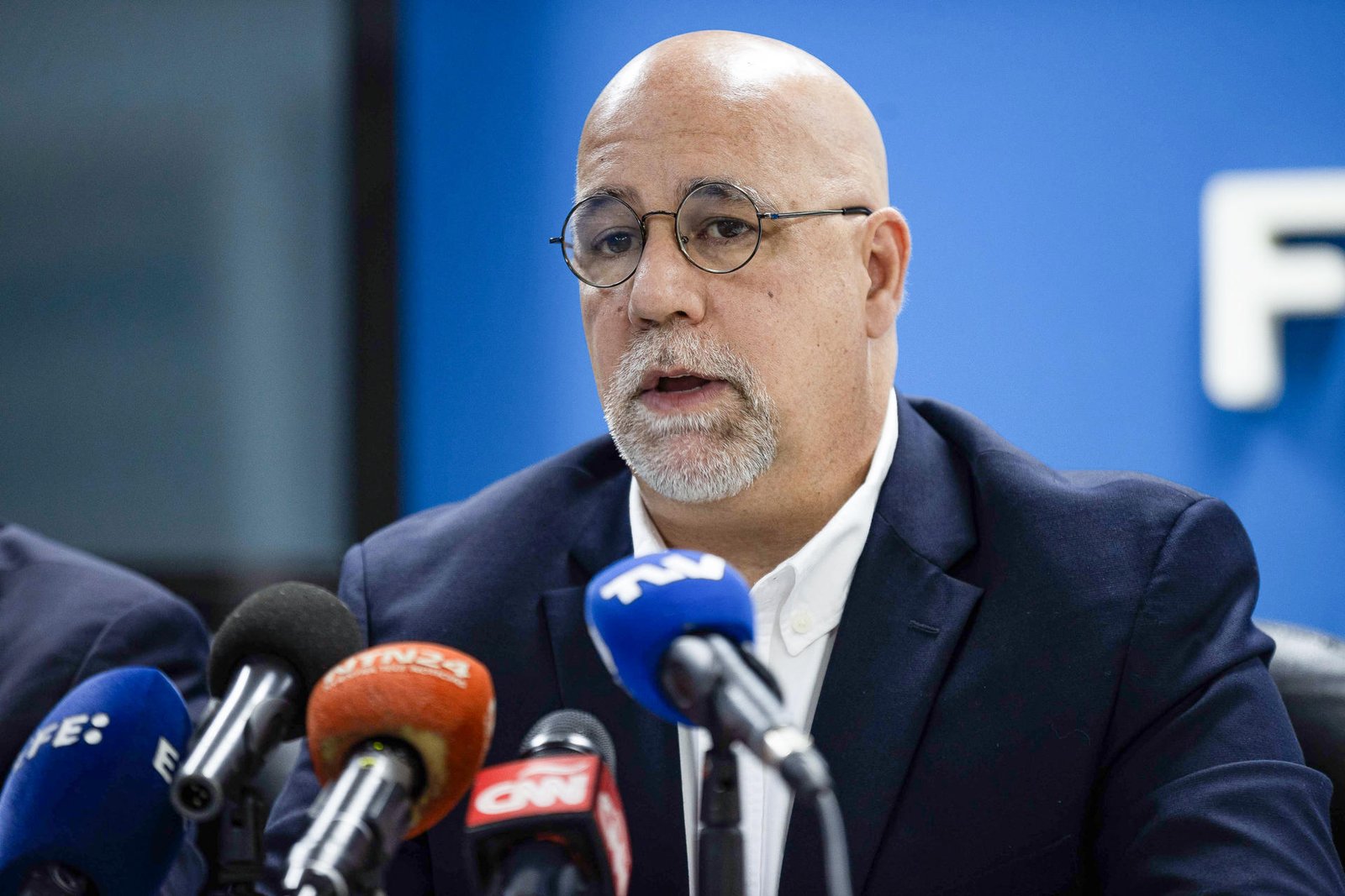 Directivos de Foro Penal hablan en rueda de prensa en Venezuela