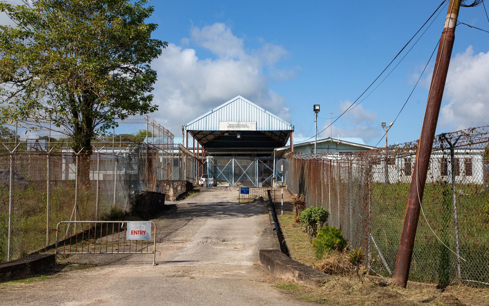 Las condiciones de los migrantes detenidos bajo lupa en Trinidad y Tobago