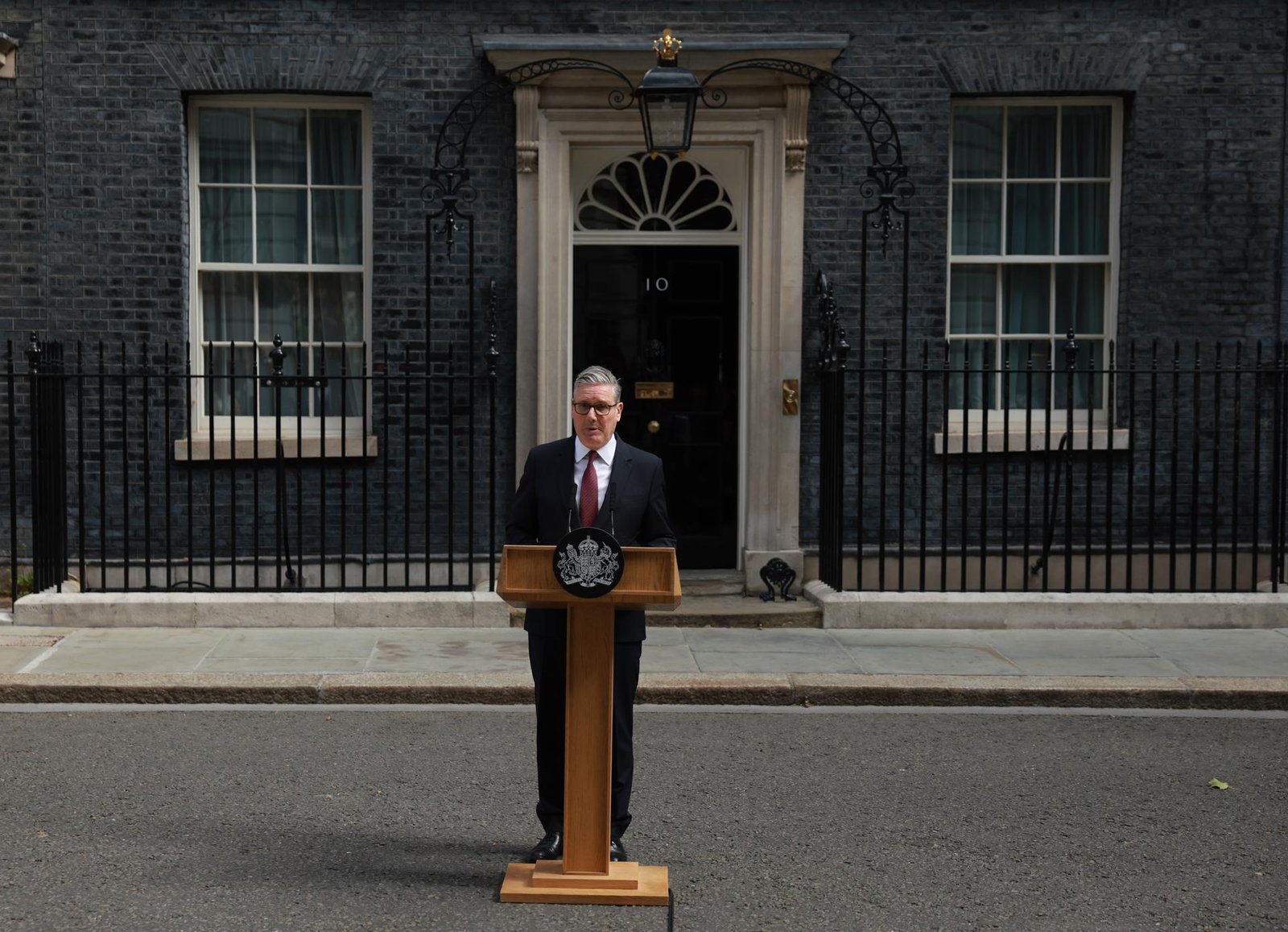 Keir Starmer resigns as British Prime Minister