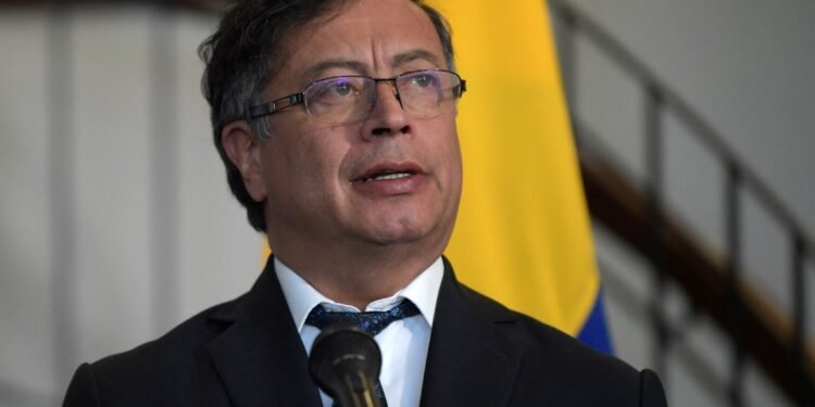 Gustavo-Petro-1-750x375