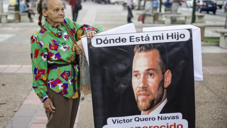 d1702732a9073f8f33e02abad326151c