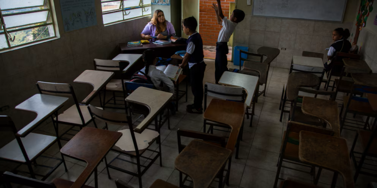 Escuelas-en-Venezuela-750x375